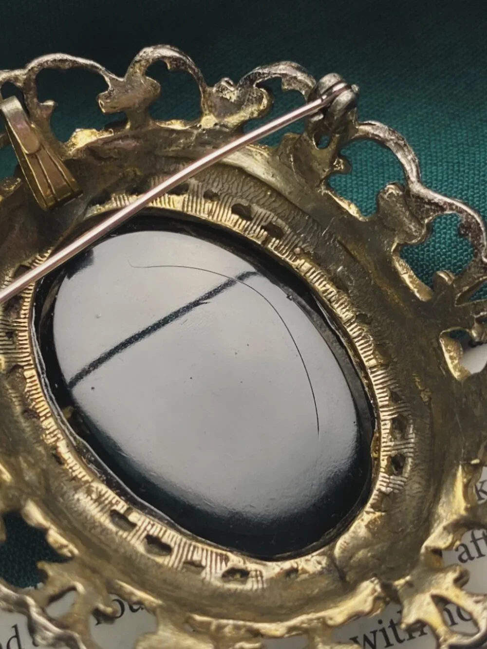 Vintage Oversized Victorian Gothic Style Black Cameo Art Nouveau Pendant Brooch